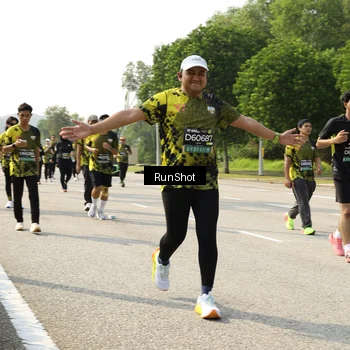 Runner Photo 6987324