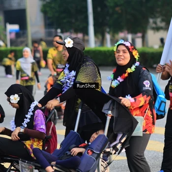 Runner Photo 6987328