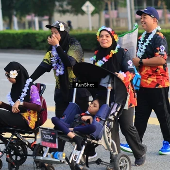 Runner Photo 6987341