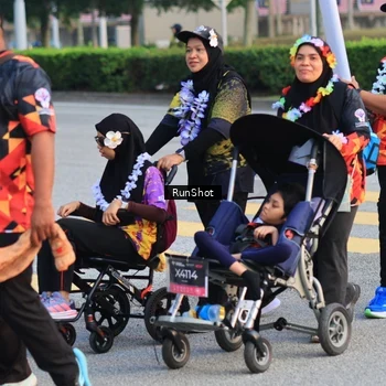 Runner Photo 6987343