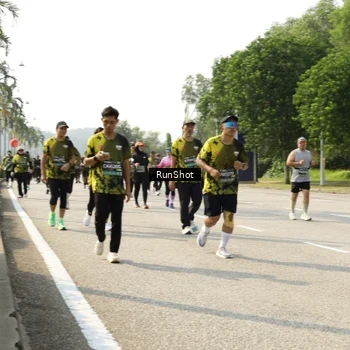 Runner Photo 6987351