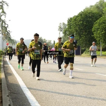 Runner Photo 6987362