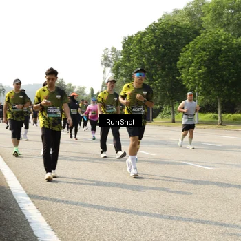 Runner Photo 6987370