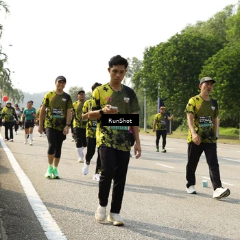 Runner Photo 6987376