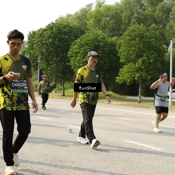 Runner Photo 6987413