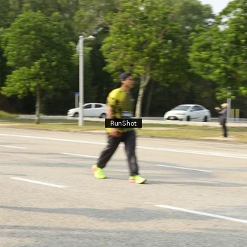 Runner Photo 6987436