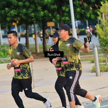 Runner Photo 6987450