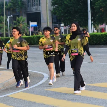 Runner Photo 6987496