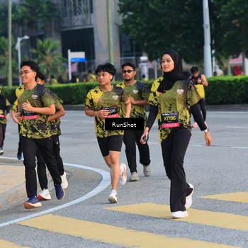 Runner Photo 6987500