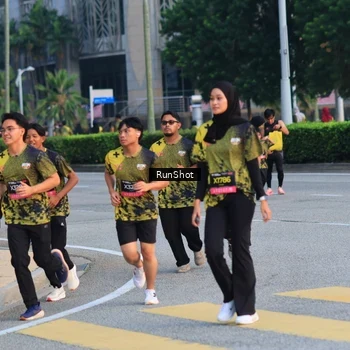 Runner Photo 6987504
