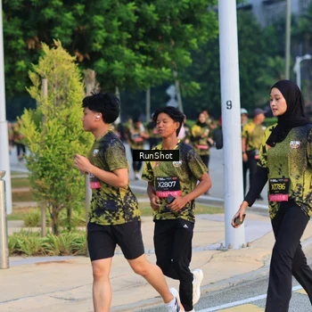 Runner Photo 6987509
