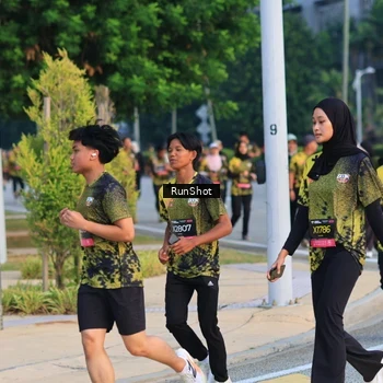 Runner Photo 6987510