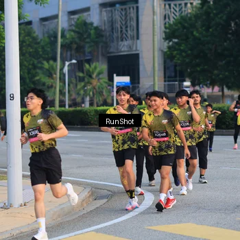 Runner Photo 6987514