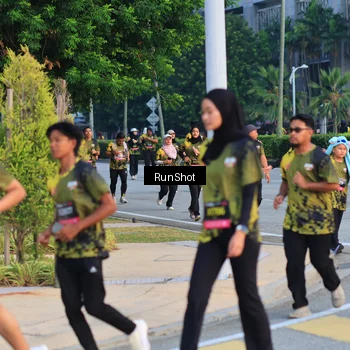 Runner Photo 6987516