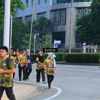 Runner Photo 6987520