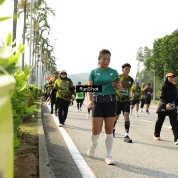 Runner Photo 6987521