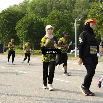 Runner Photo 6987531