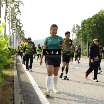 Runner Photo 6987535