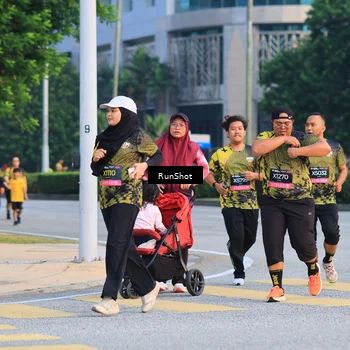 Runner Photo 6987537