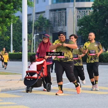Runner Photo 6987544