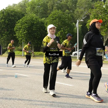 Runner Photo 6987551