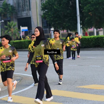 Runner Photo 6987553