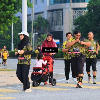 Runner Photo 6987559