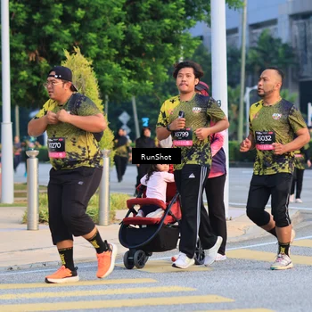 Runner Photo 6987568