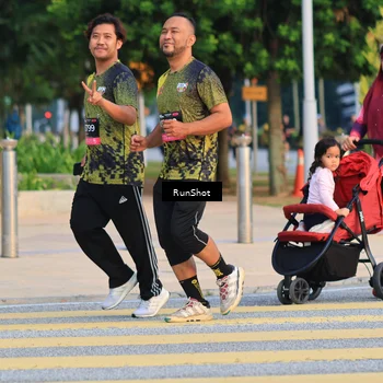 Runner Photo 6987583