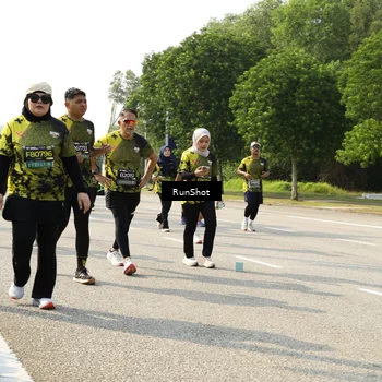 Runner Photo 6987609