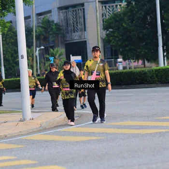 Runner Photo 6987631