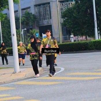 Runner Photo 6987634