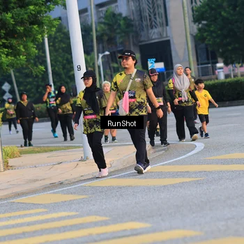 Runner Photo 6987646