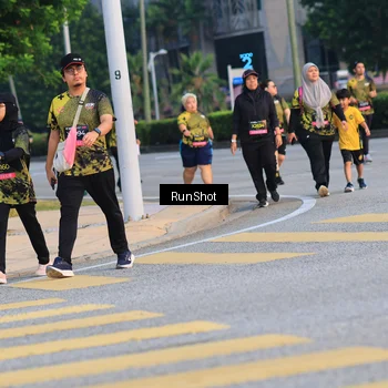 Runner Photo 6987647