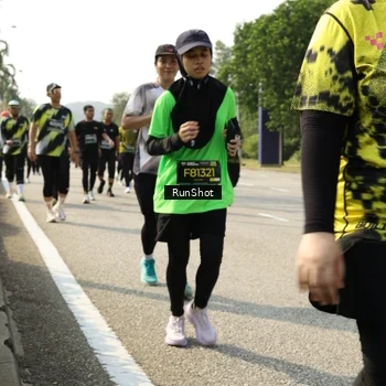 Runner Photo 6987664