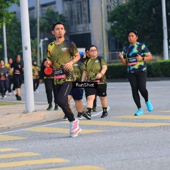 Runner Photo 6987687