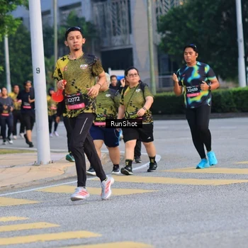 Runner Photo 6987690