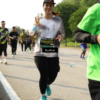 Runner Photo 6987700