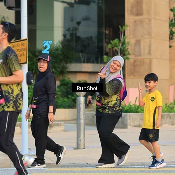 Runner Photo 6987709