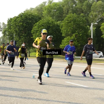 Runner Photo 6987714