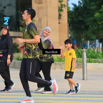 Runner Photo 6987717