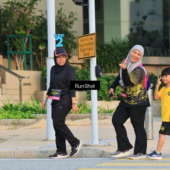 Runner Photo 6987724