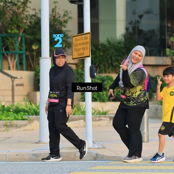 Runner Photo 6987732