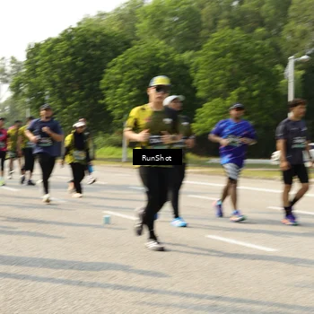 Runner Photo 6987767