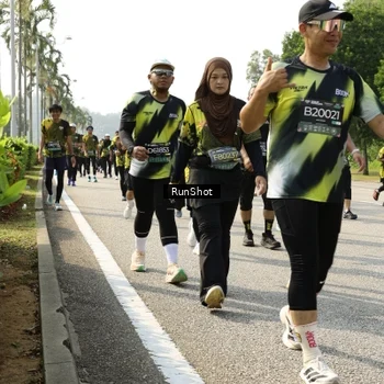 Runner Photo 6987769