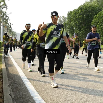 Runner Photo 6987772