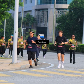 Runner Photo 6987775