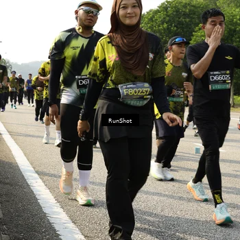 Runner Photo 6987790