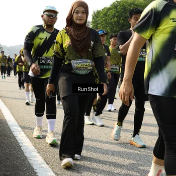 Runner Photo 6987801