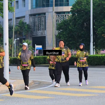 Runner Photo 6987805
